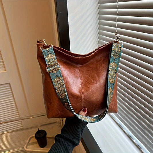 Chic Bohemian Leather Bucket Bag - Spacious & Stylish Crossbody - Luxurious Texture, Vintage Strap - Perfect for Daily Commuters