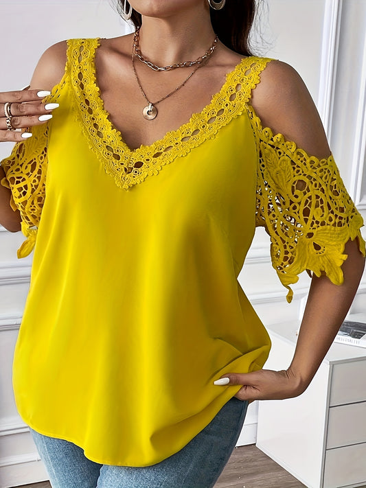 Plus Size Chic Cold Shoulder Blouse with Delicate Lace Detail - Flattering V-Neck for Spring & Summer - Fashion-Forward Plus Size Top for Curvy Women